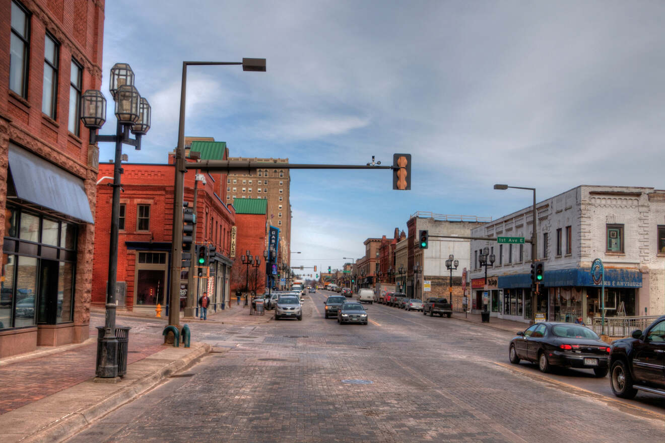 Where to Stay in Duluth, MN → 4 Best Areas (+ a Map!)